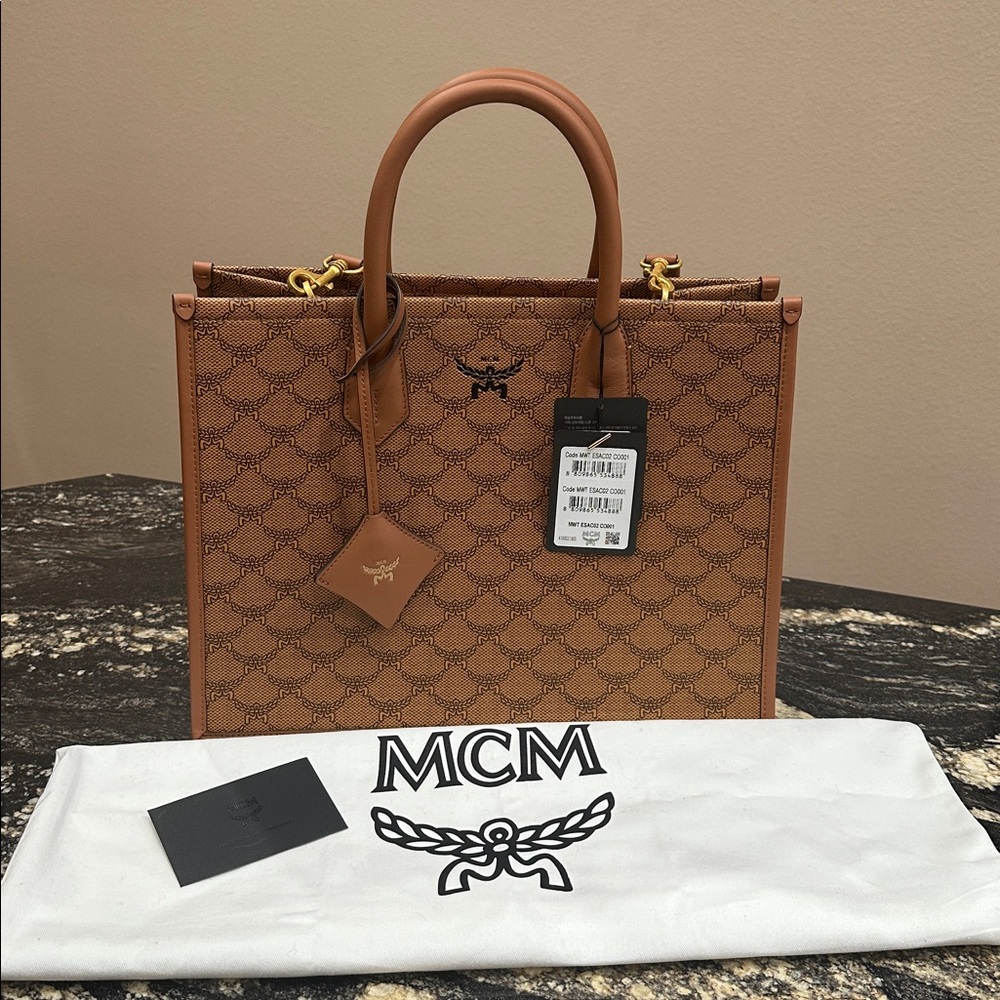 NWT MCM Medium Himmel Lauretos Tote - with COA - Picture 6 of 16